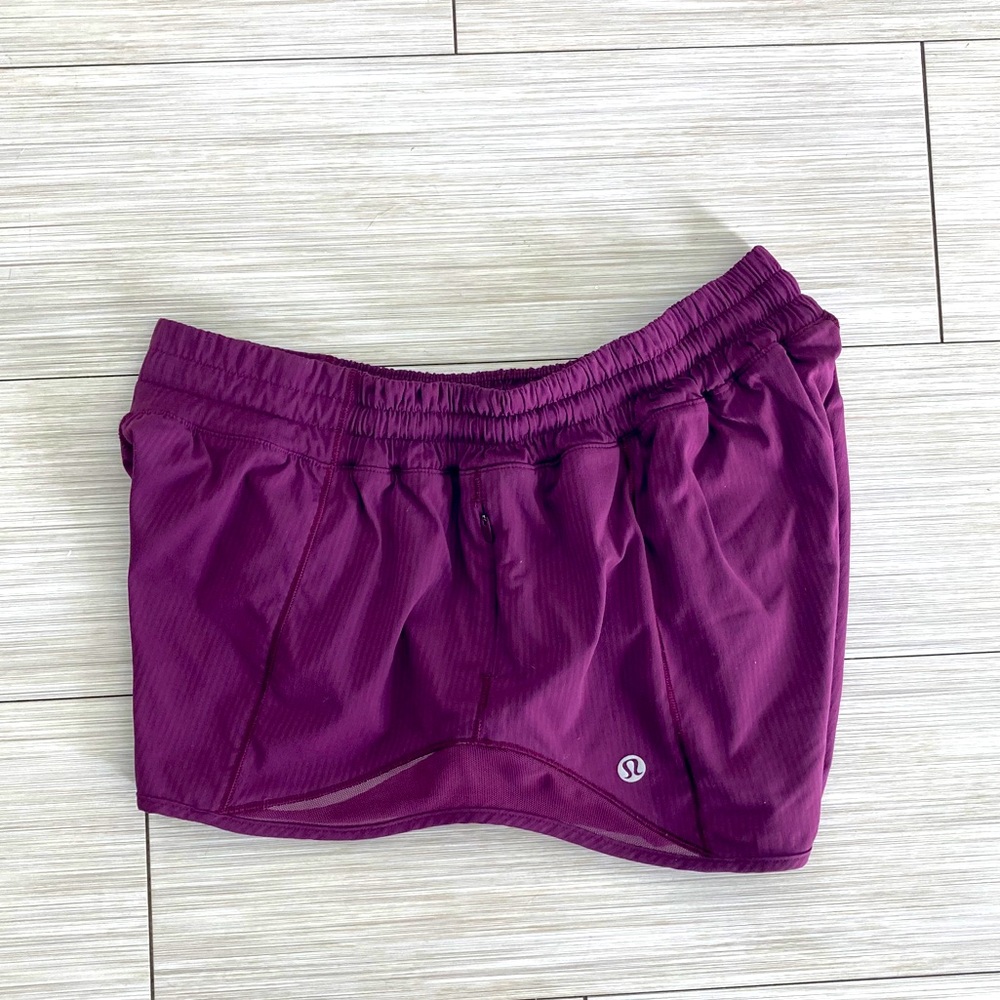 Lululemon hotty hot short 2.5in